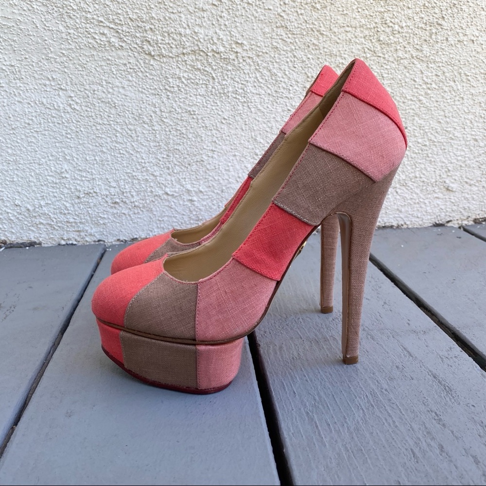 Charlotte Olympia 35.5 Priscilla Platform Pump 5.5 - Picture 5 of 8